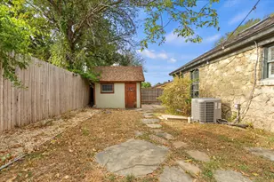 708 Blaylock Dr, Dallas, TX 75203 - Photo 22