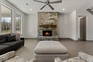 131 Spring Valley Rd, Paradise, TX 76073 - Photo 8