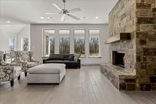 131 Spring Valley Rd, Paradise, TX 76073 - Photo 2