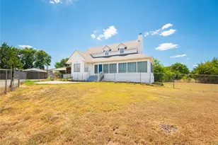 525 E Hazelwood St, Princeton, TX 75407 - Photo 6