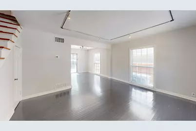 1915 N Prairie Avenue #B, Dallas, TX 75204 - Photo 4