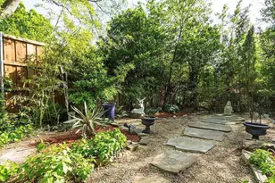 1915 N Prairie Ave, Dallas, TX 75204 - Photo 12