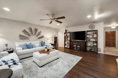 1032 E Enon Avenue, Everman, TX 76140 - Photo 6