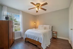 704 Creekwood Dr, Lewisville, TX 75067 - Photo 12