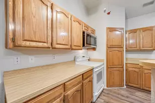 2816 Harvest Lake Dr, Irving, TX 75060 - Photo 10