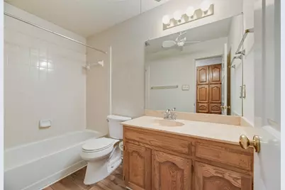 2816 Harvest Lake Drive, Irving, TX 75060 - Photo 22