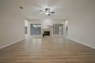 3724 Longstraw Dr, Fort Worth, TX 76137 - Photo 4