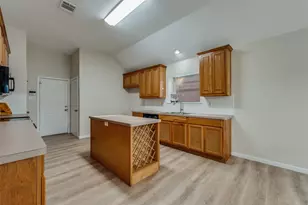 3724 Longstraw Dr, Fort Worth, TX 76137 - Photo 10