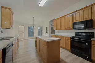 3724 Longstraw Dr, Fort Worth, TX 76137 - Photo 10