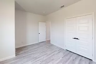 6702 S Lancaster Rd, Dallas, TX 75241 - Photo 10