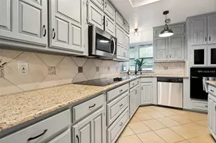 2413 Pearwood Ct, Grand Prairie, TX 75050 - Photo 14