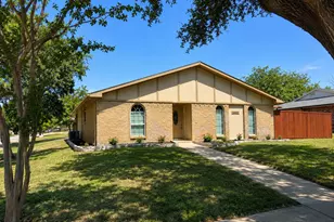 1449 Vanderbilt Dr, Plano, TX 75023 - Photo 2
