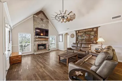 104 Caballos Lane, Springtown, TX 76082 - Photo 8