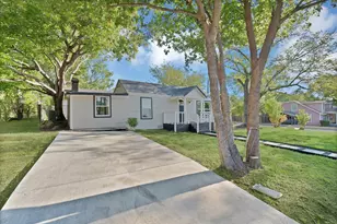 5500 Dartmouth Ave, River Oaks, TX 76114 - Photo 2