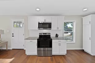 5500 Dartmouth Ave, River Oaks, TX 76114 - Photo 8
