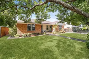 11315-11317 Lochwood Blvd, Dallas, TX 75218 - Photo 2