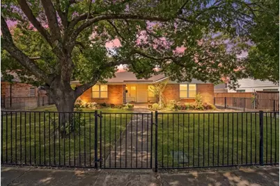 11315-11317 Lochwood Boulevard, Dallas, TX 75218 - Photo 1