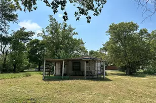 804 E 12th Ave, Corsicana, TX 75110 - Photo 6