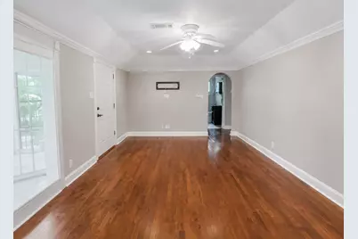 3846 Davila Drive, Dallas, TX 75220 - Photo 2