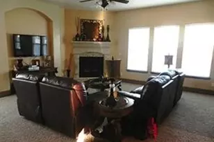 1020 Pearson St, Irving, TX 75061 - Photo 6