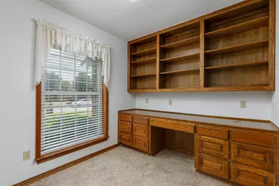 2526 Willowdale Drive, Carrollton, TX 75006 - Photo 16