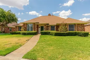 2526 Willowdale Dr, Carrollton, TX 75006 - Photo 1