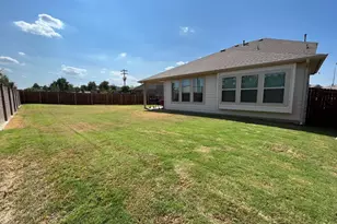 2600 Briarhurst Ct, Denton, TX 76207 - Photo 20