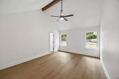 200 Willow Ridge Road, Fort Worth, TX 76103 - Photo 10