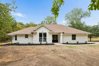 200 Willow Ridge Road, Fort Worth, TX 76103 - Photo 1