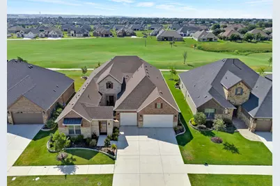 10601 Drinkwater Drive, Denton, TX 76207 - Photo 4