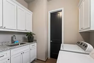 1320 Amsterdam Ct, Granbury, TX 76048 - Photo 18