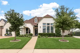 1320 Amsterdam Ct, Granbury, TX 76048 - Photo 2