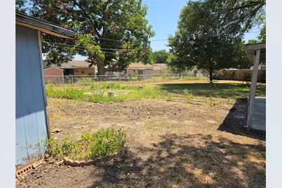 1007 Quincy Circle, Garland, TX 75040 - Photo 16