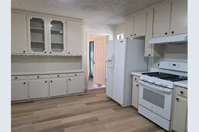 1007 Quincy Circle, Garland, TX 75040 - Photo 10