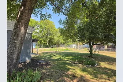 1007 Quincy Circle, Garland, TX 75040 - Photo 22