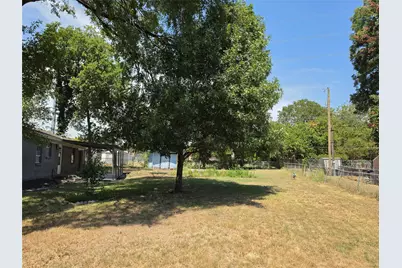 1007 Quincy Circle, Garland, TX 75040 - Photo 20