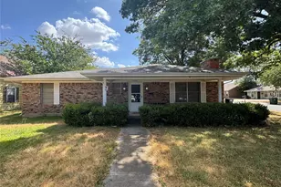 314 Hall St, Whitesboro, TX 76273 - Photo 1