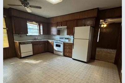 314 Hall Street, Whitesboro, TX 76273 - Photo 4
