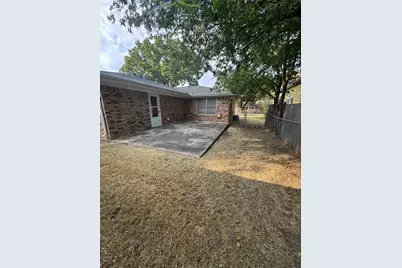 314 Hall Street, Whitesboro, TX 76273 - Photo 20