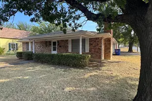 314 Hall St, Whitesboro, TX 76273 - Photo 2