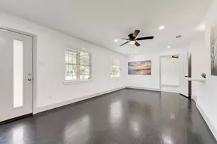 10166 San Lorenzo Dr, Dallas, TX 75228 - Photo 2