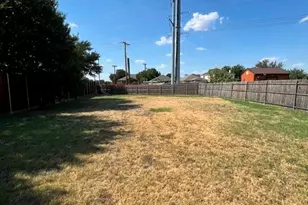 1060 Mosaic Dr, Fort Worth, TX 76179 - Photo 12