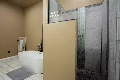 929 N 12th Street, Waco, TX 76707 - Photo 10
