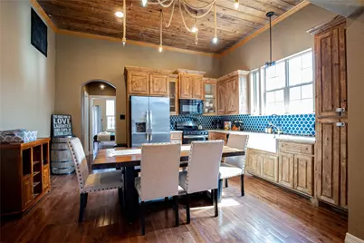 929 N 12th Street, Waco, TX 76707 - Photo 4