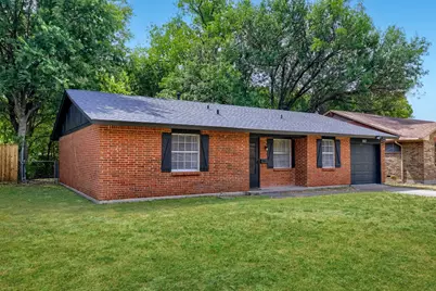 267 Merribrook Trail, Duncanville, TX 75116 - Photo 2