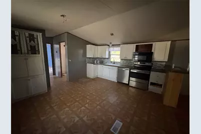 839 Tepee Trail, Granbury, TX 76048 - Photo 4