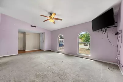 7501 Weatherwood Court, Fort Worth, TX 76133 - Photo 4
