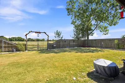 104 Butler Street, Savoy, TX 75479 - Photo 32