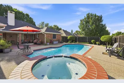 214 Barbara Way, Red Oak, TX 75154 - Photo 2