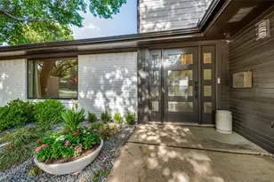 10131 Pensive Dr, Dallas, TX 75229 - Photo 2